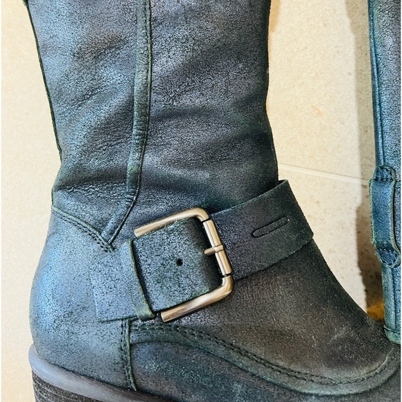 đź’™Donald Pliner Blue Leather platform boots - Picture 4 of 5